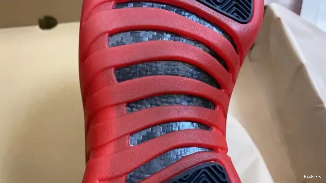 Cheap Flu (2016) 002 Jordan 12 130690 Game Retro 0527